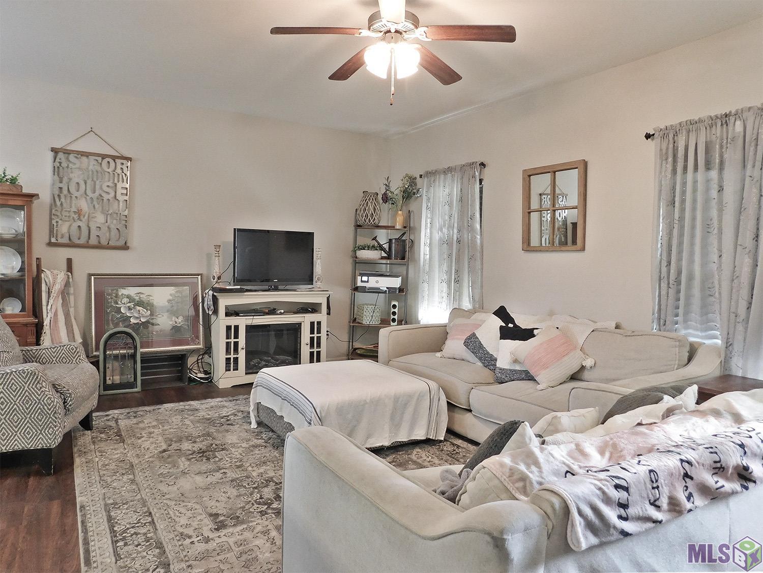 10901 Springfield Road Denham Springs, LA 70706 - Photo 4 of 18