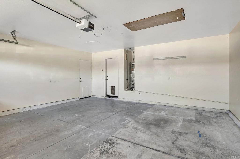 2775 Lobelia Road Alpine, CA 91901 - Photo 22 of 25 a view of an empty room