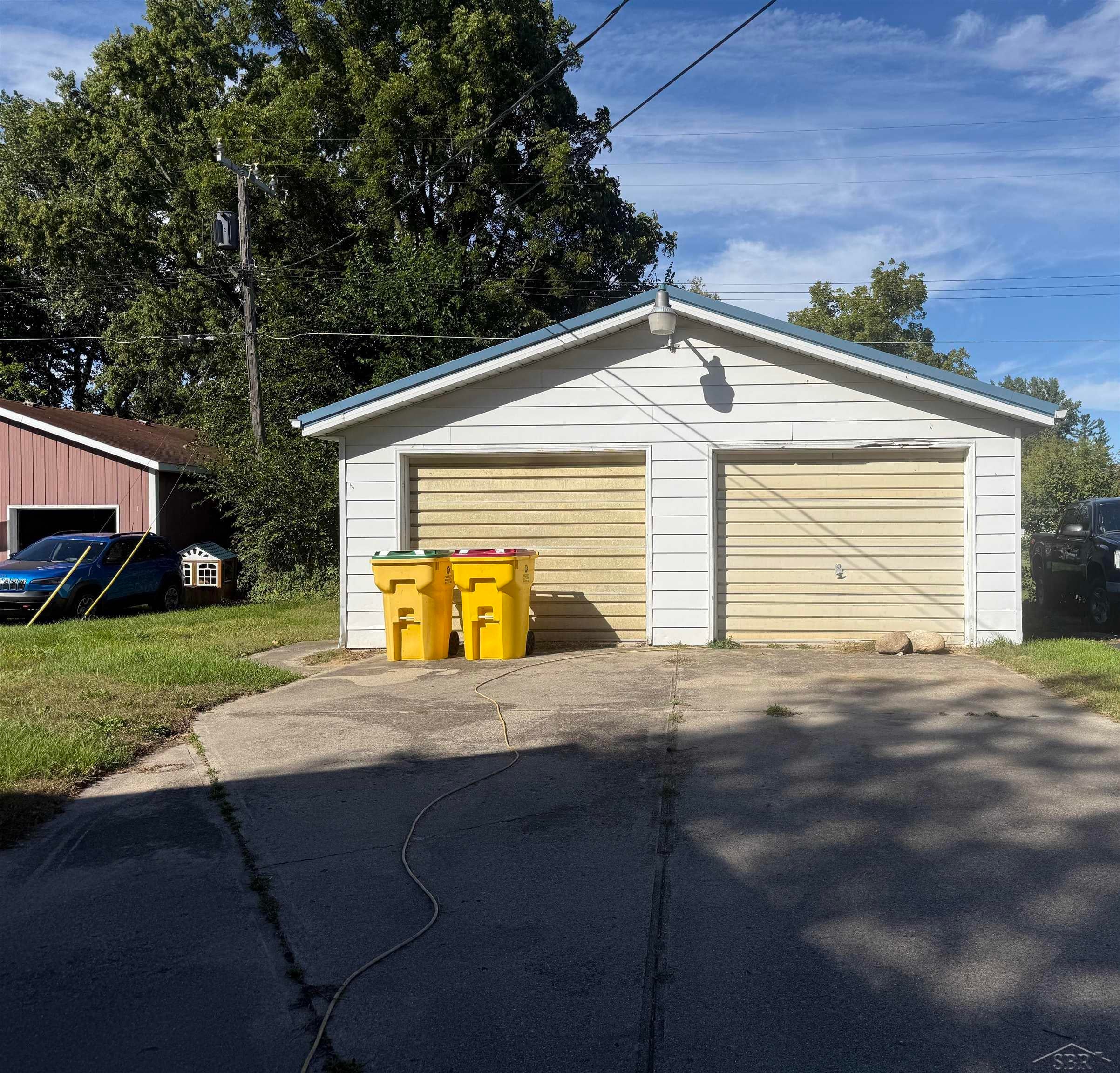 8916 Van Cleve Road Vassar, MI 48768 - Photo 5 of 6 Gallery Image 5