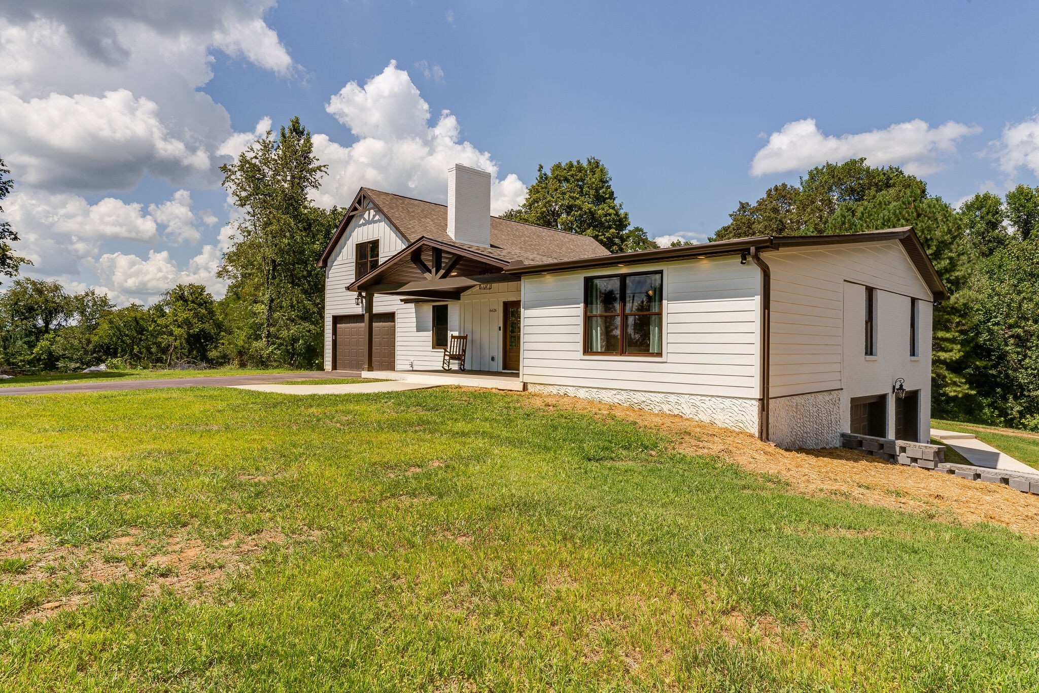 6626 Herbert Shannon Road Springfield, TN 37172 - Photo 3 of 19 a front view of a house with yard and green space