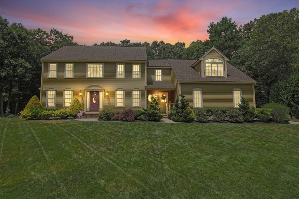 13 Leonard Road Mendon, MA 01756 - Photo 17 of 22