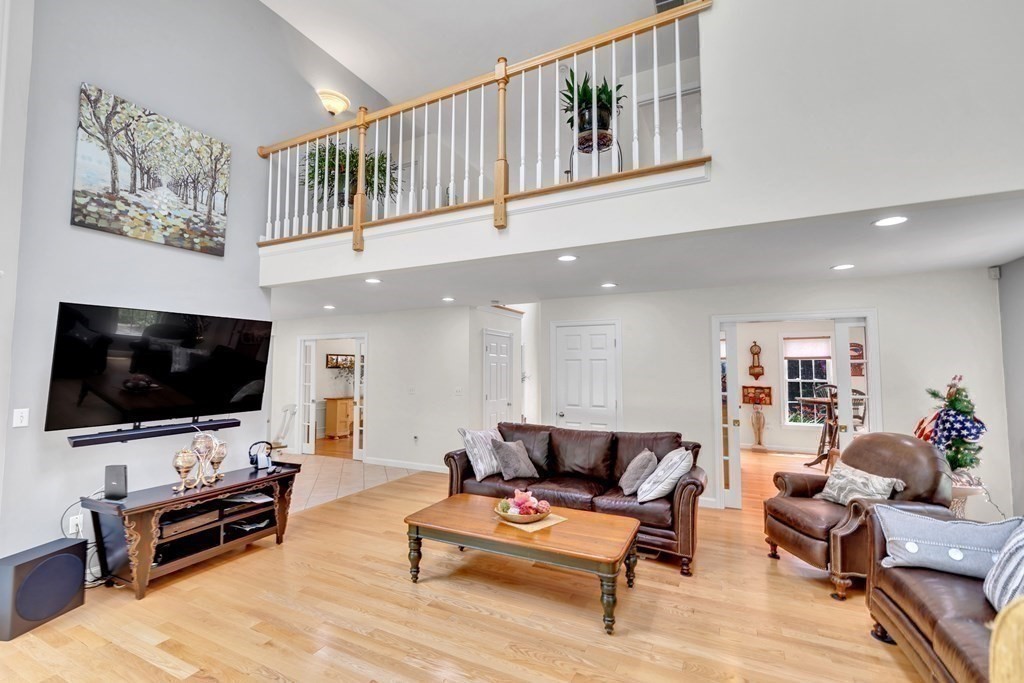 13 Leonard Road Mendon, MA 01756 - Photo 9 of 22