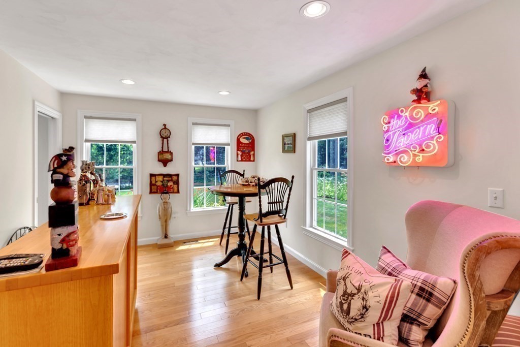 13 Leonard Road Mendon, MA 01756 - Photo 10 of 22