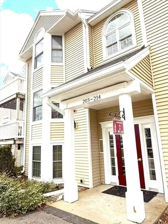 $410,000 | 212 Carriage Lane, Unit 212, Taunton, MA 02780
