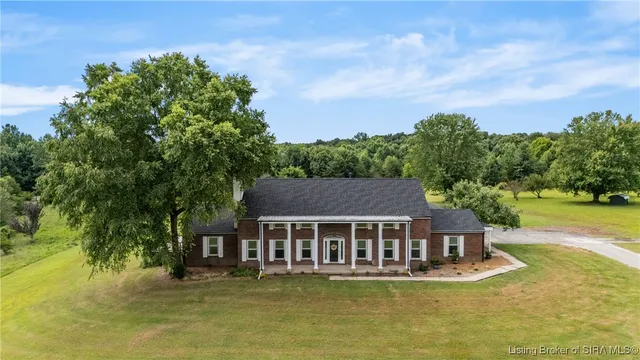 $585,000 | 4435 Fosskuhl Road, Floyds Knobs, IN 47119