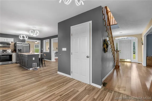 $585,000 | 4435 Fosskuhl Road, Floyds Knobs, IN 47119