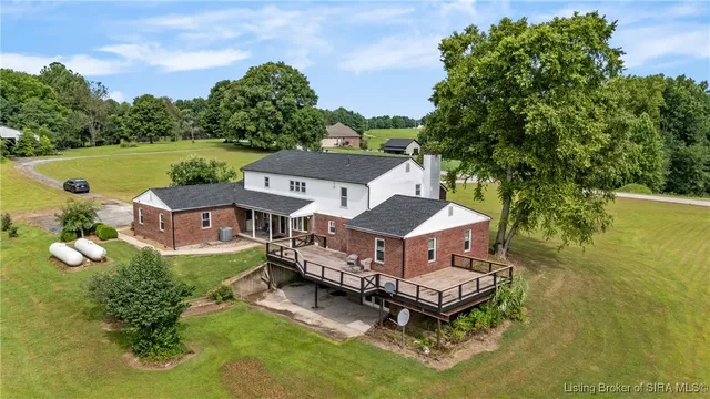 $585,000 | 4435 Fosskuhl Road, Floyds Knobs, IN 47119