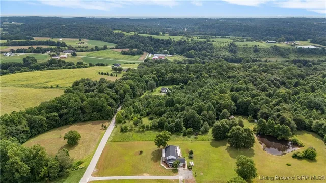 $585,000 | 4435 Fosskuhl Road, Floyds Knobs, IN 47119