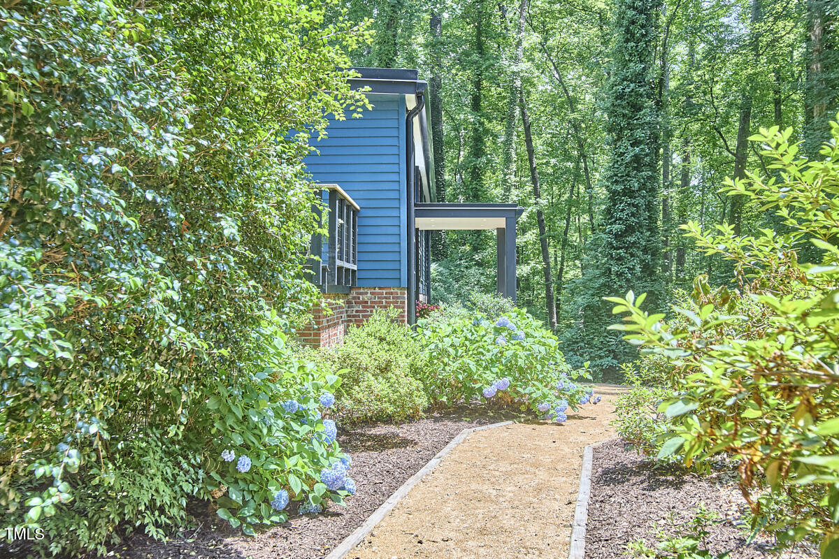 19 Learned Place Durham, NC 27705 - Photo 8 of 77 011