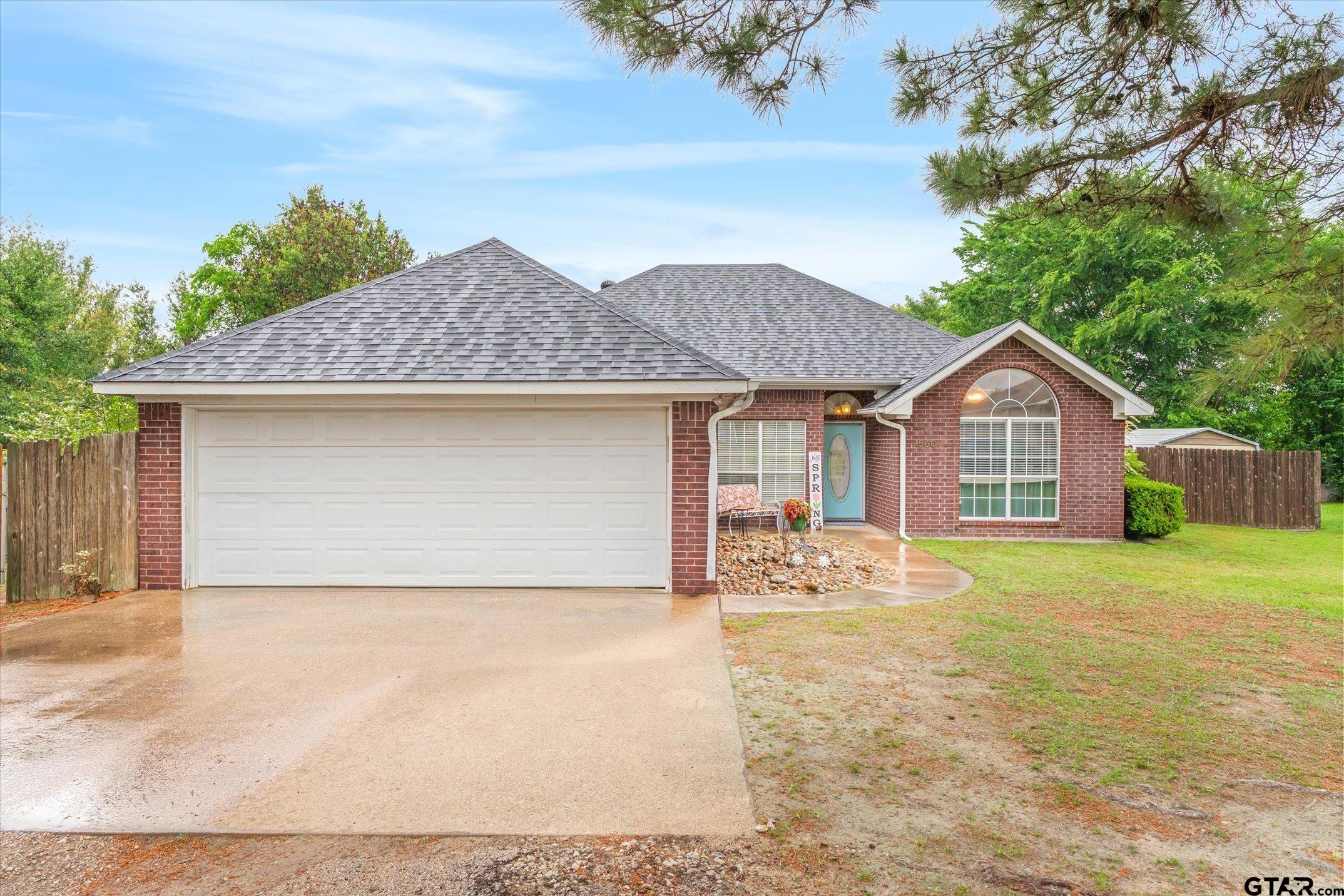 560 Washington Street Van, TX 75790 - Photo 3 of 29