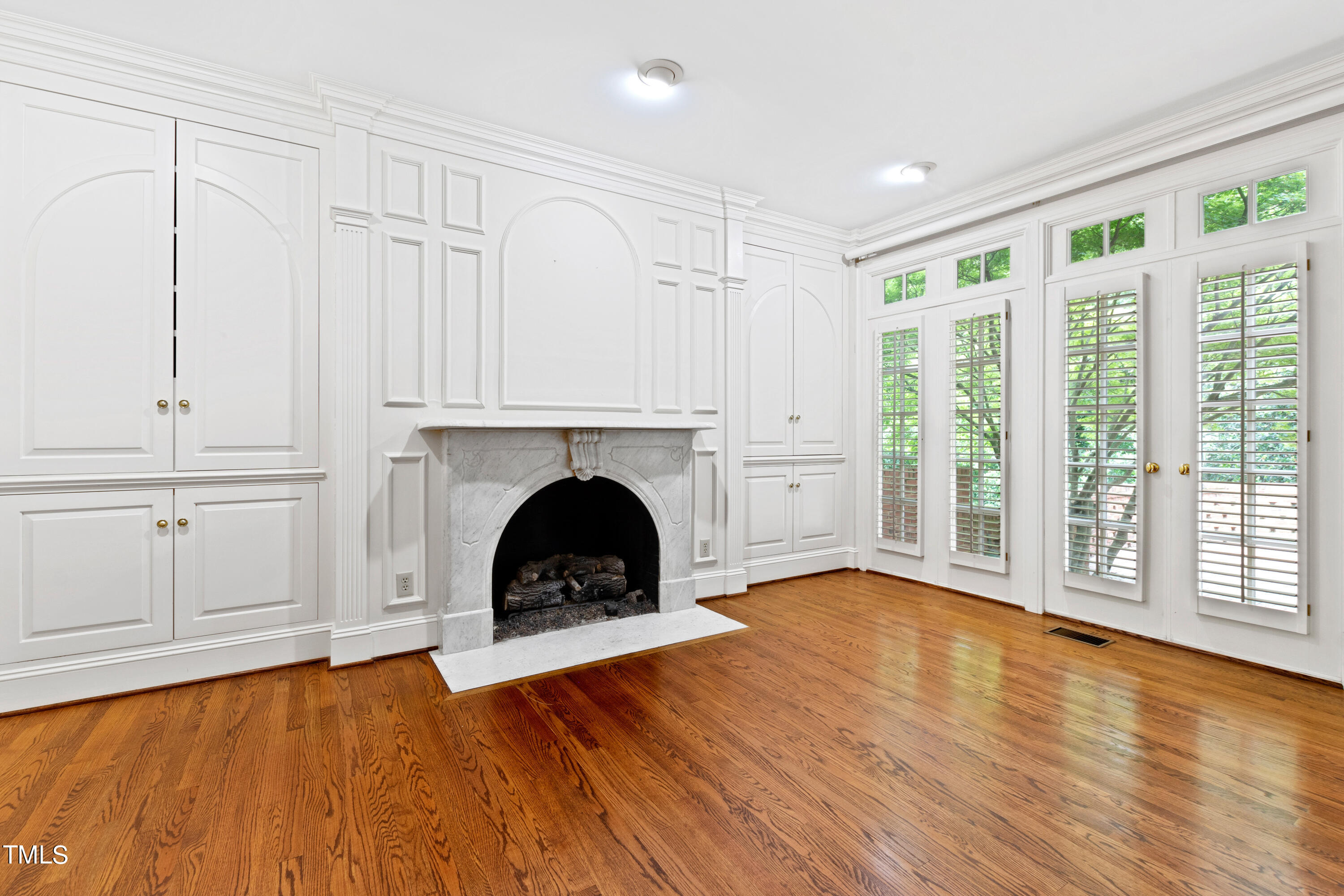1904 Chase Court Raleigh, NC 27607 - Photo 7 of 68 Living 3