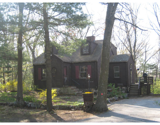 134 Forest Street Reading, MA 01867 - Photo 1 of 5 Gallery Image 1