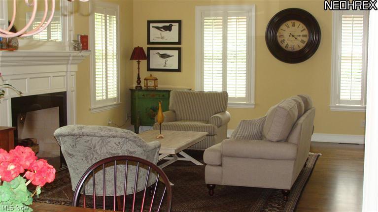 400 Riverside Court, Unit 2 Poland, OH 44514 - Photo 4 of 22 Gallery Image 4