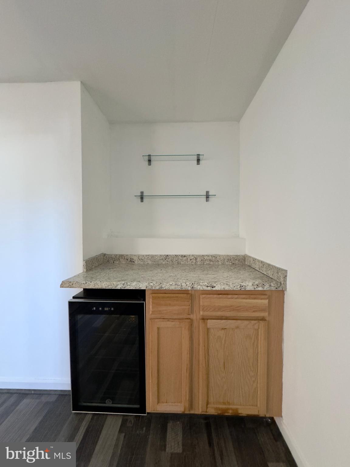 9807 Dee Way Baltimore, MD 21220 - Photo 7 of 29