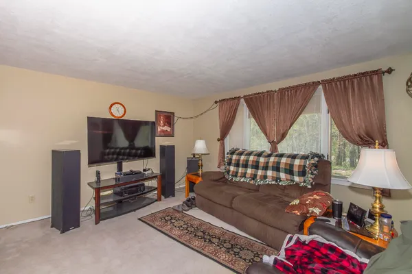$449,500 | 1140 South Pine Street, Kettle Falls, WA 99141