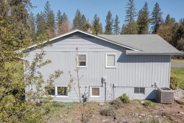 $449,500 | 1140 South Pine Street, Kettle Falls, WA 99141