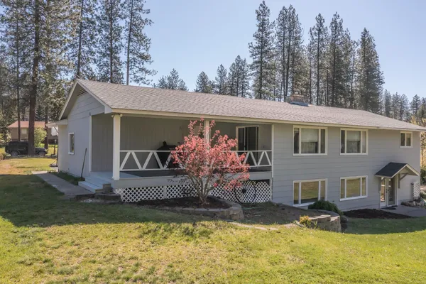 $449,500 | 1140 South Pine Street, Kettle Falls, WA 99141