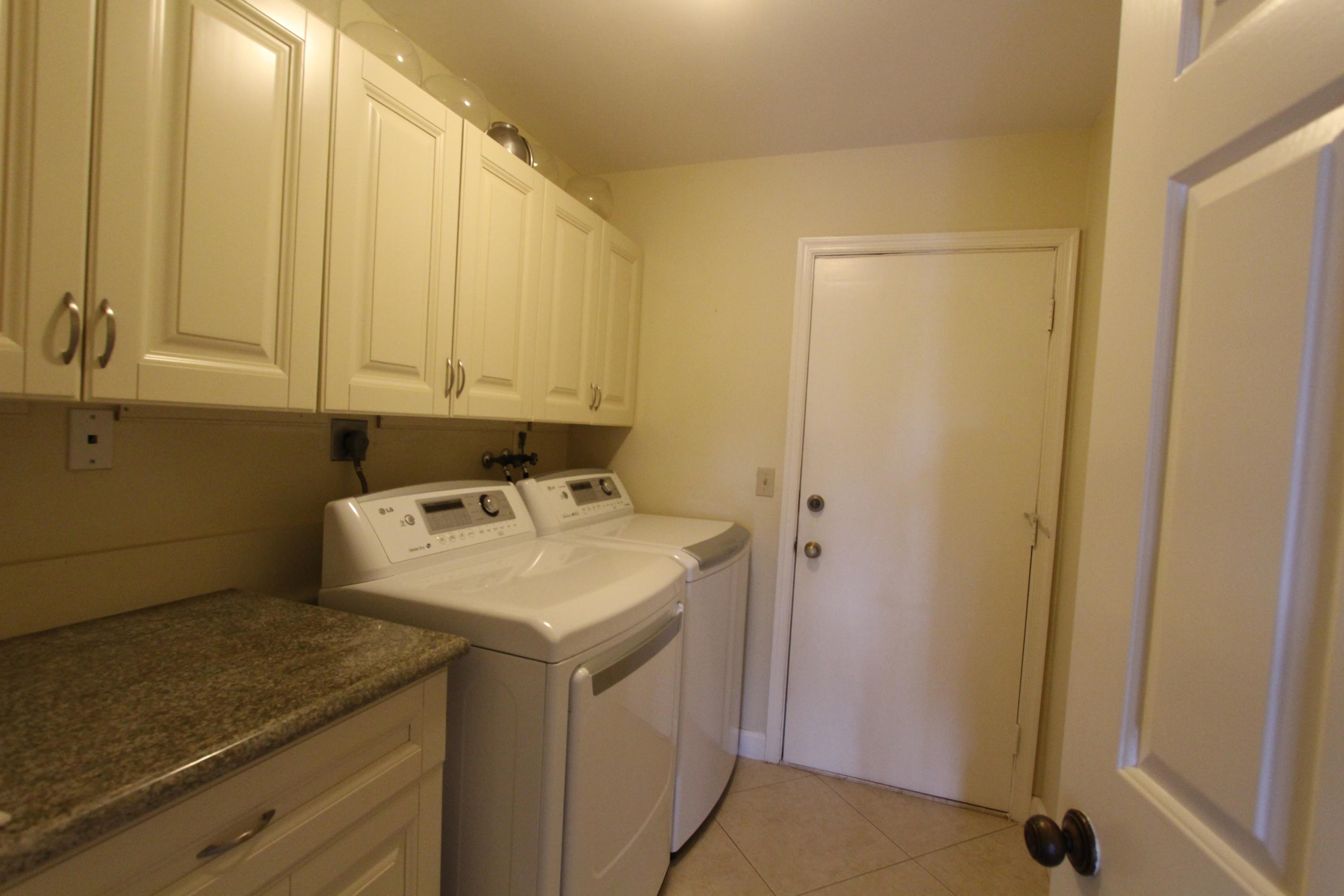 5928 Colony Court Boca Raton, FL 33433 - Photo 25 of 28 inside laundry