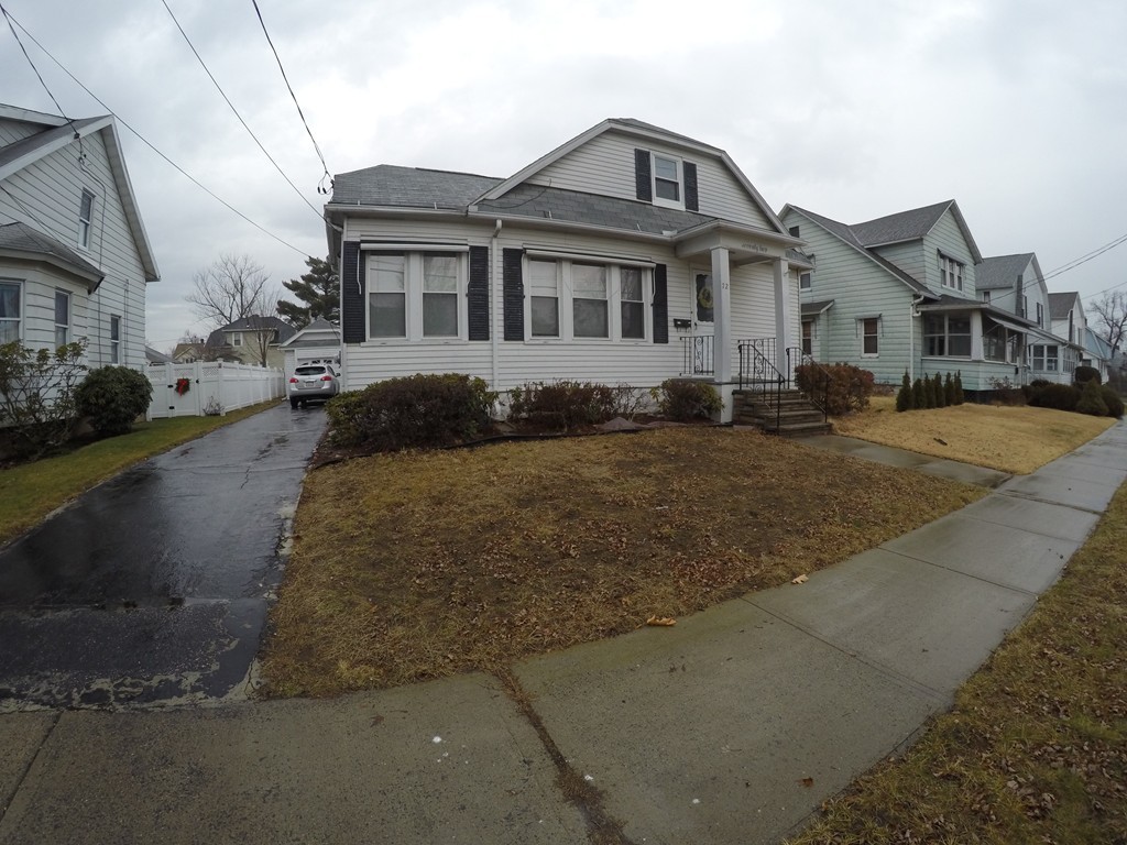 72 Rimmon Avenue Chicopee, MA 01013 - Photo 3 of 19