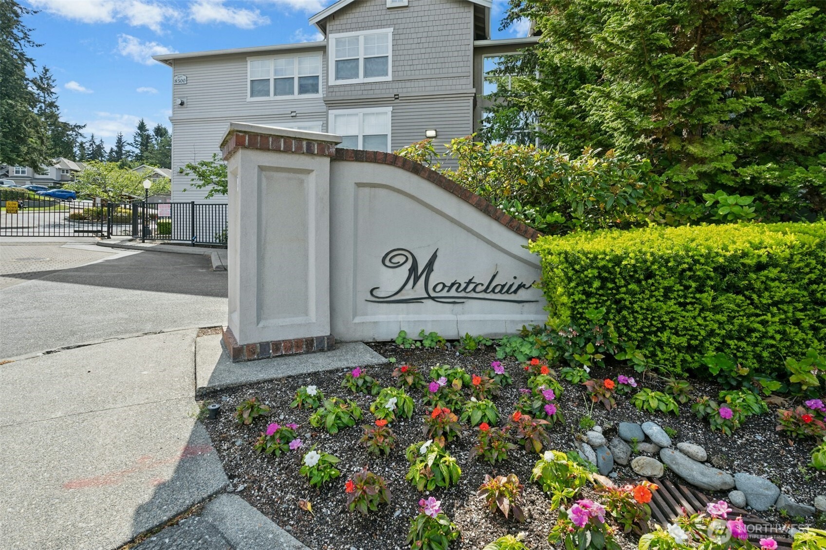 8500 Main Street, Unit F312 Edmonds, WA 98026 - Photo 2 of 32