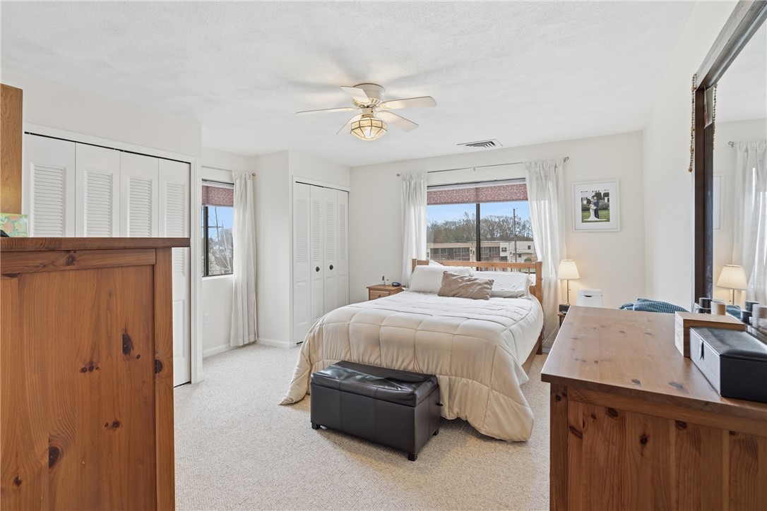 196 Old River Road, Unit 8F Lincoln, RI 02865 - Photo 20 of 34