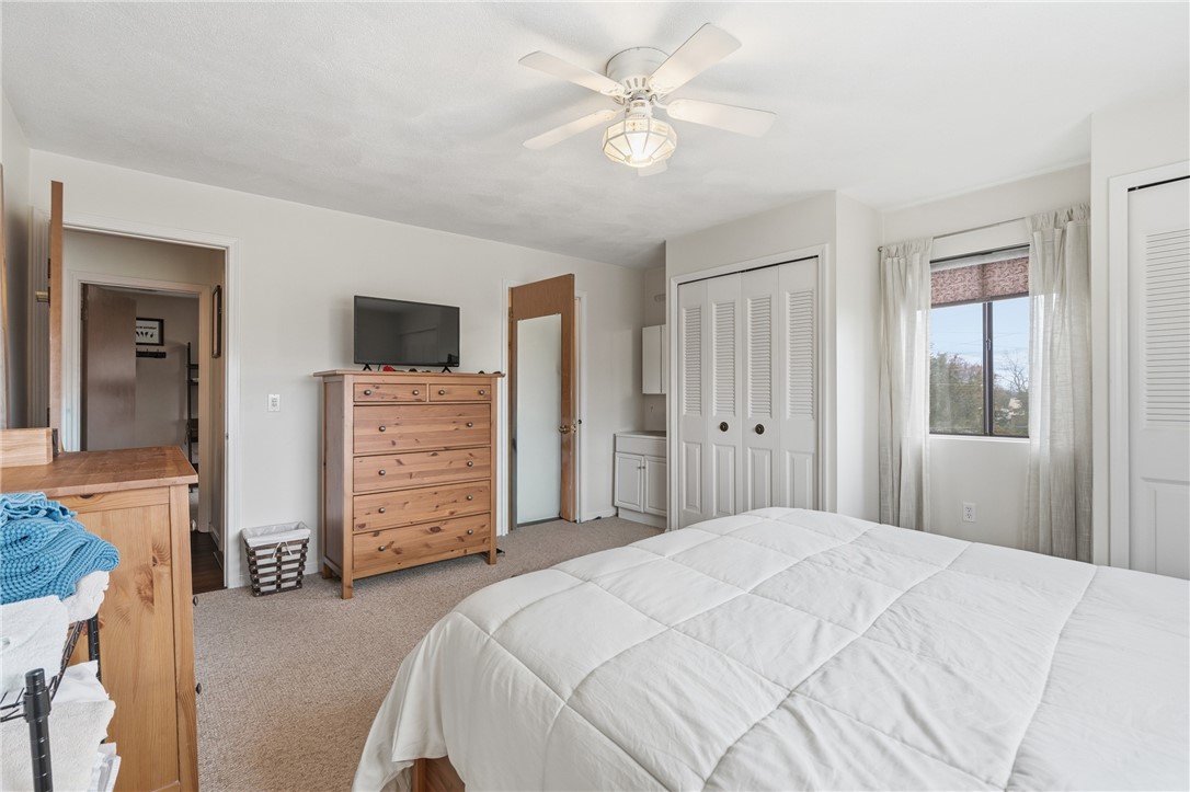 196 Old River Road, Unit 8F Lincoln, RI 02865 - Photo 21 of 34