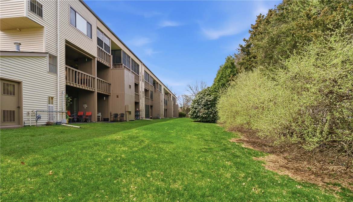 196 Old River Road, Unit 8F Lincoln, RI 02865 - Photo 34 of 34