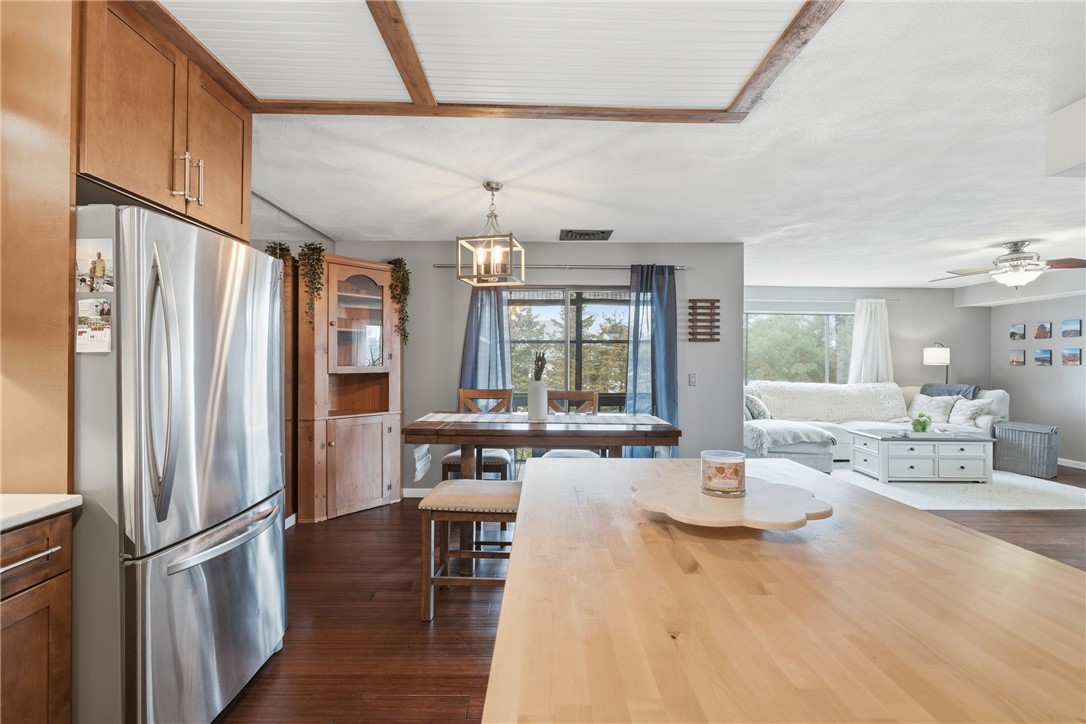 196 Old River Road, Unit 8F Lincoln, RI 02865 - Photo 10 of 34