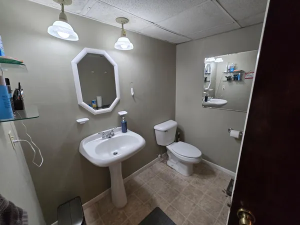 $334,000 | 132 Parkwood Place, Fairmont, MN 56031