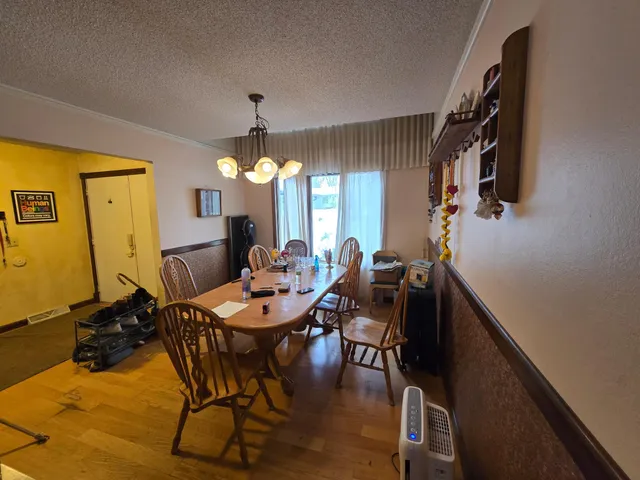 $384,000 | 132 Parkwood Place, Fairmont, MN 56031