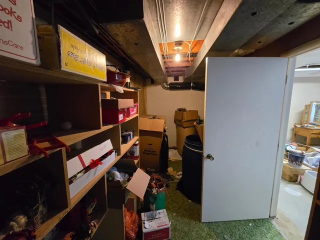 $384,000 | 132 Parkwood Place, Fairmont, MN 56031