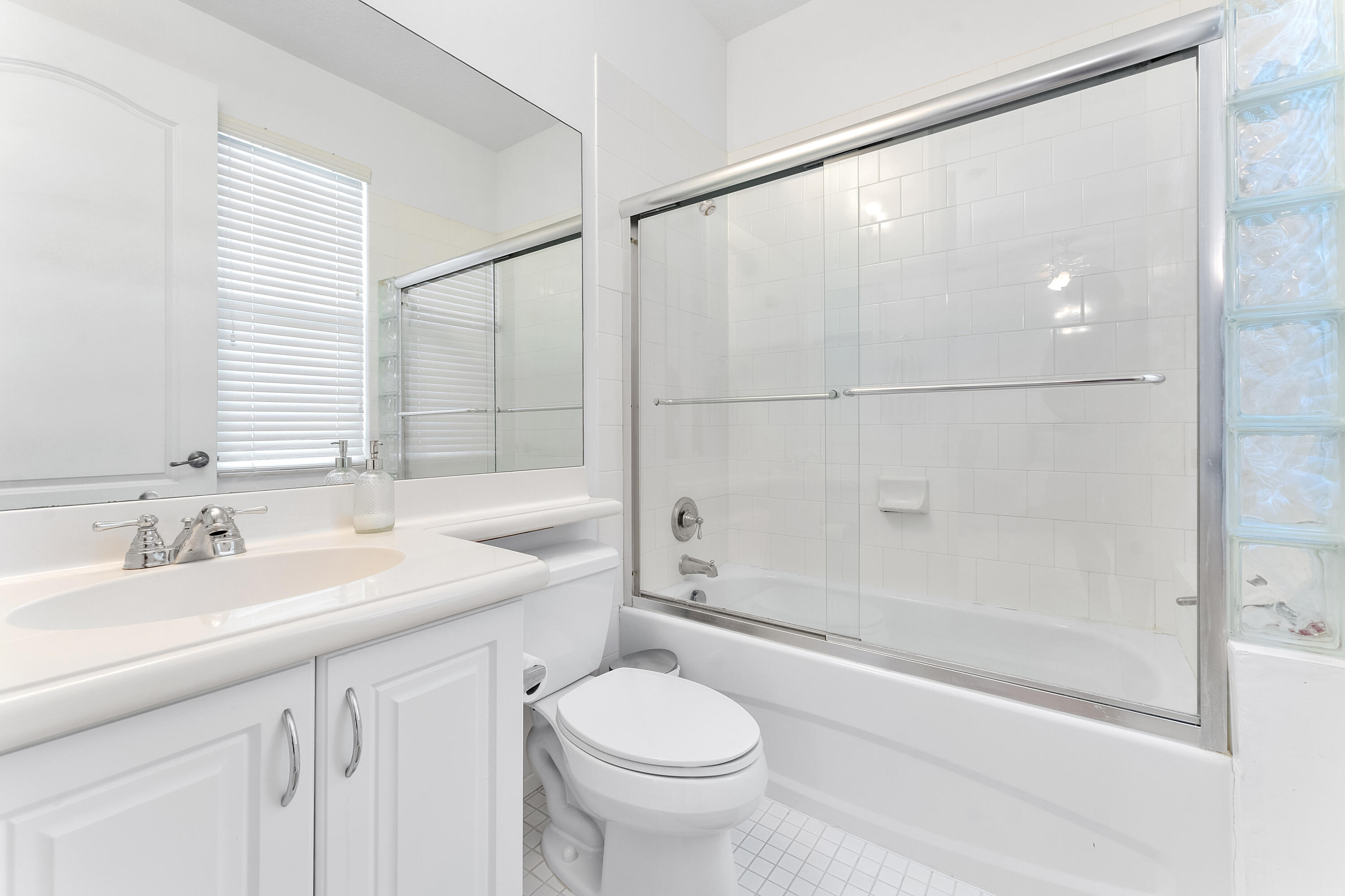 638 Northwest 38th Circle Boca Raton, FL 33431 - Photo 10 of 57 10-print-DSC09382