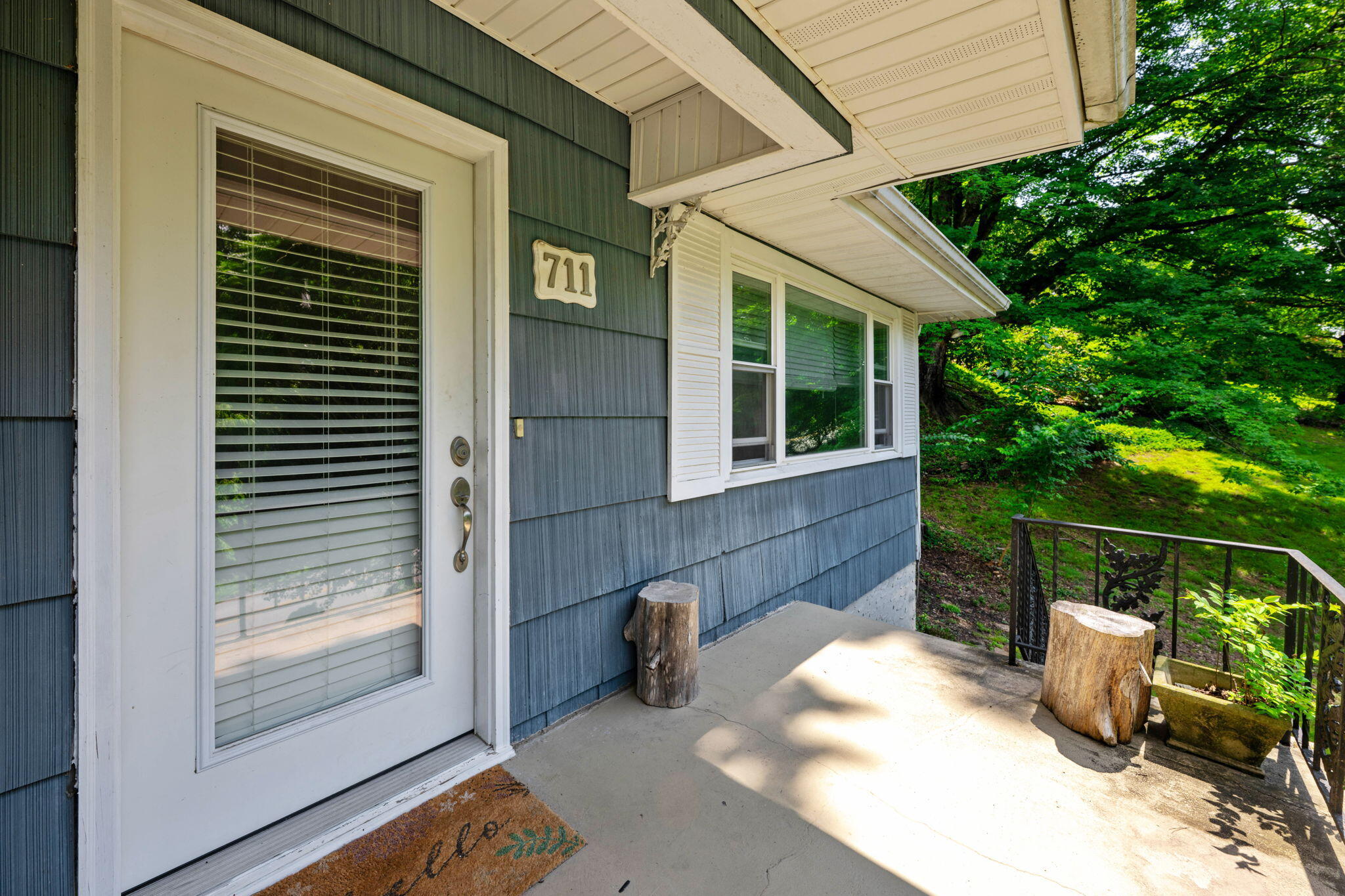 711 Oxford Road Chattanooga, TN 37405 - Photo 7 of 40 9-web-or-mls-DSC_6220