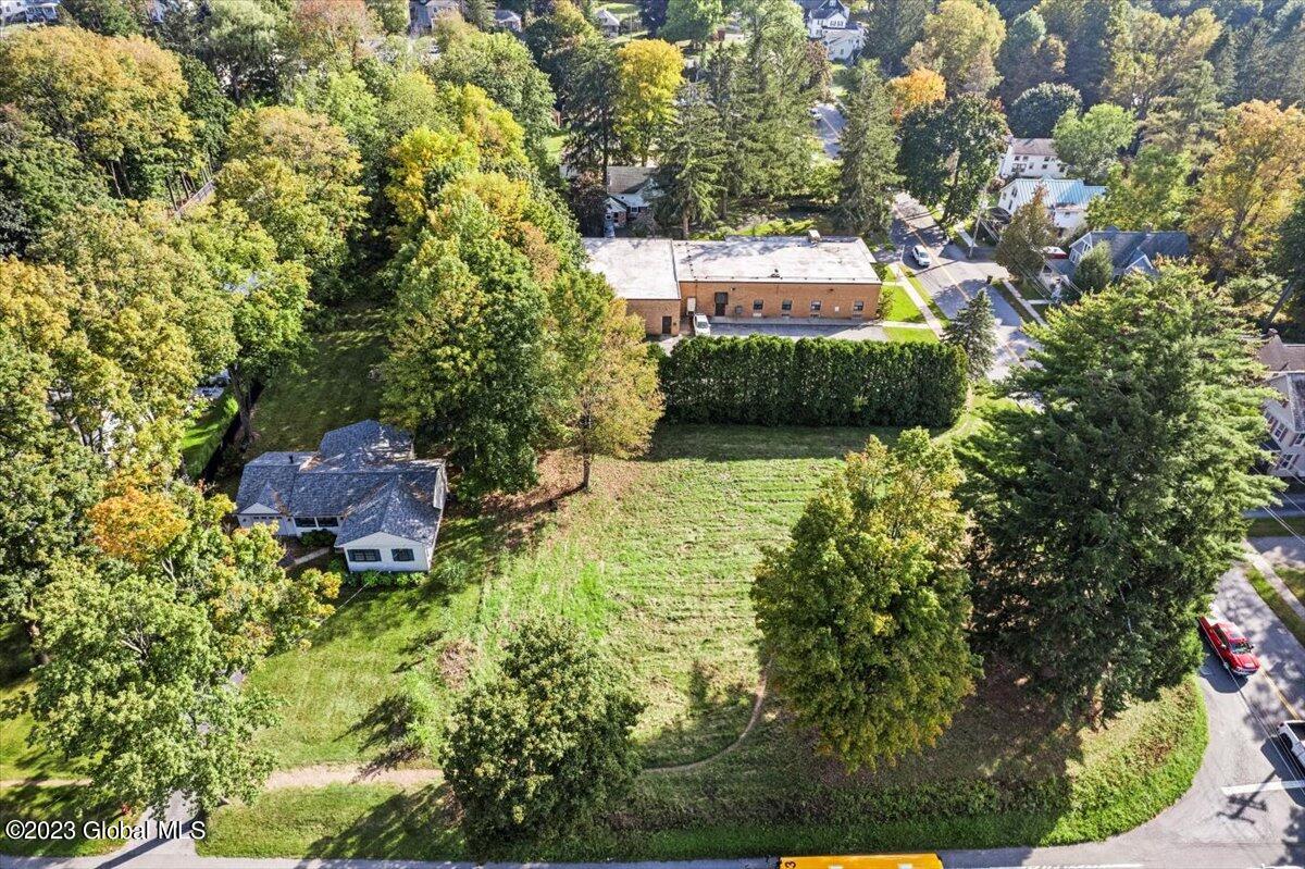 Lot 11 West High St  