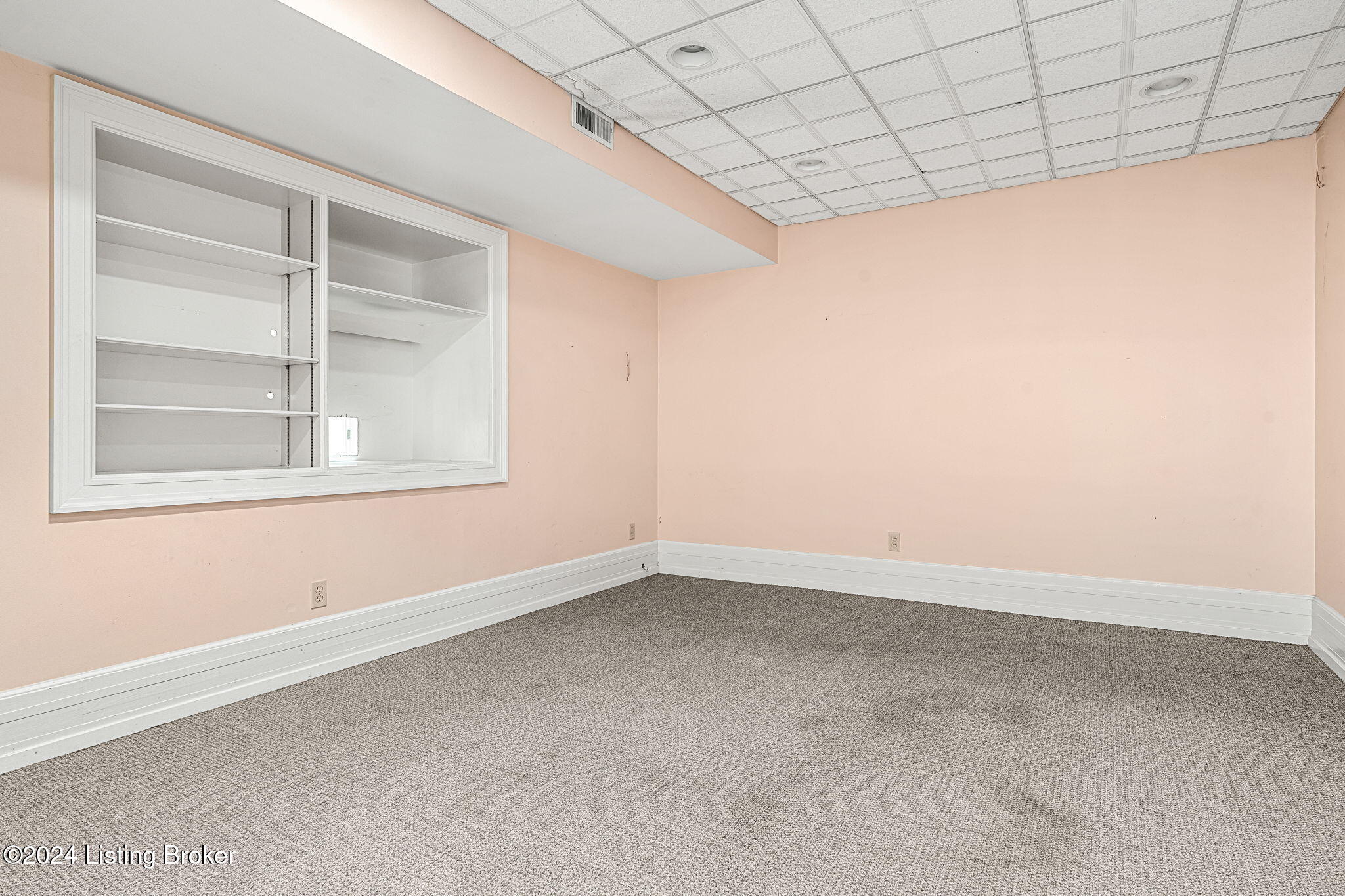 1466 Cherokee Road Louisville, KY 40204 - Photo 53 of 65 Family Area
