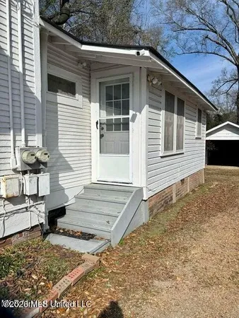 $600 | 156 West Enterprise Street, Unit B, Brookhaven, MS 39601