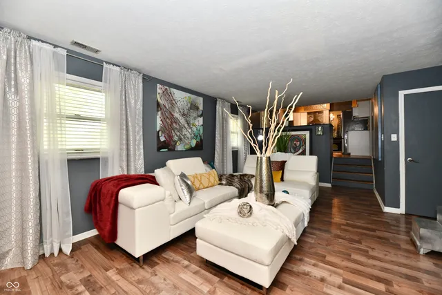 $325,000 | 1642 Misty Lake Drive, Indianapolis, IN 46260