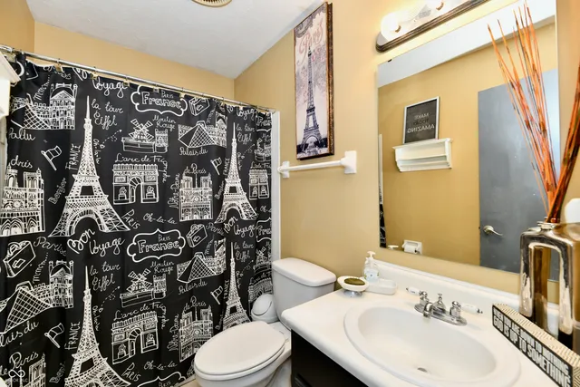 $325,000 | 1642 Misty Lake Drive, Indianapolis, IN 46260