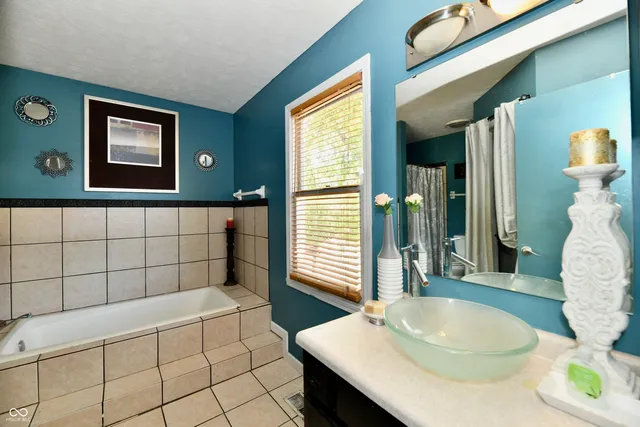 $325,000 | 1642 Misty Lake Drive, Indianapolis, IN 46260