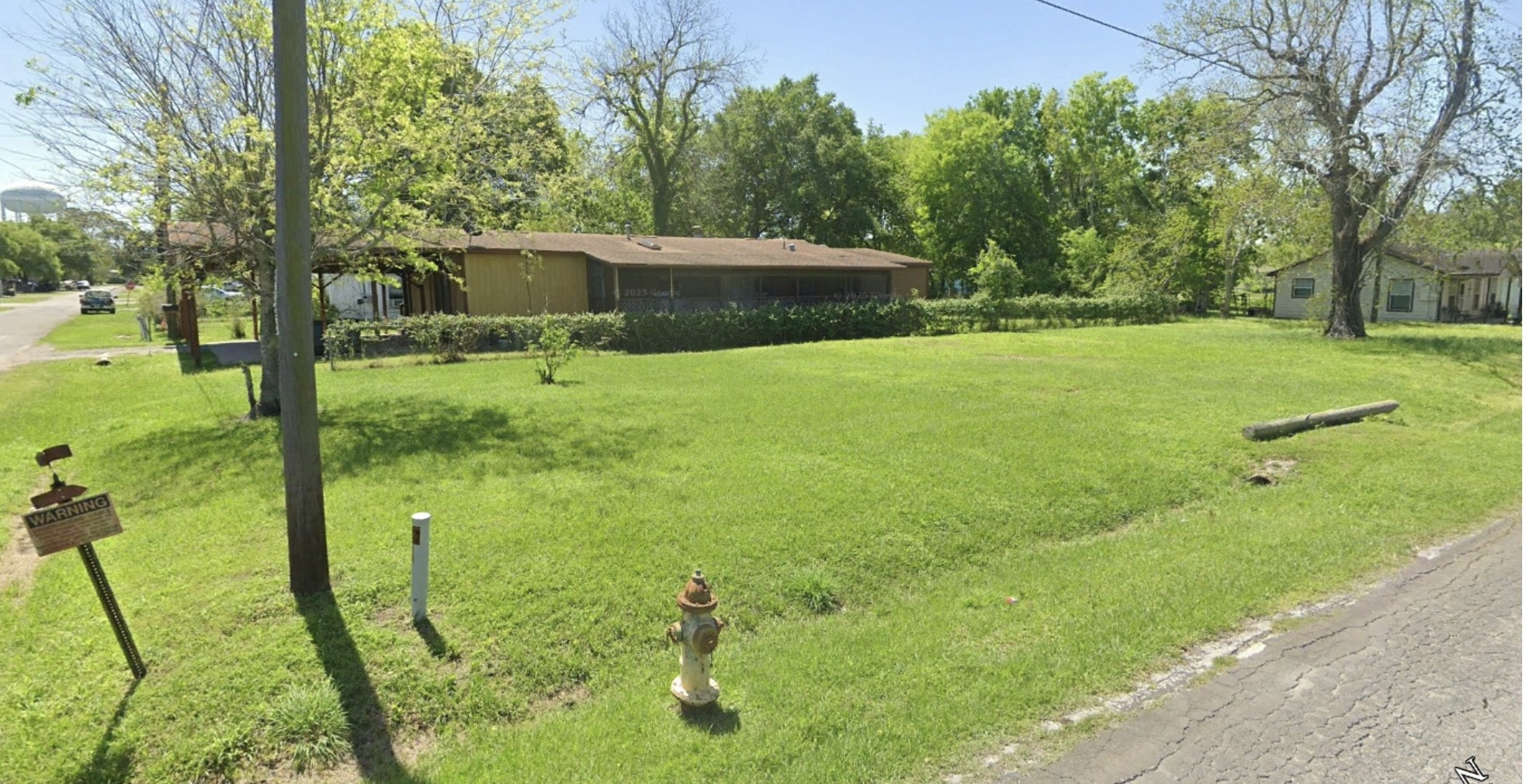 1416 Rugeley Street Bay City, TX 77414 - Photo 8 of 8 a view of a garden
