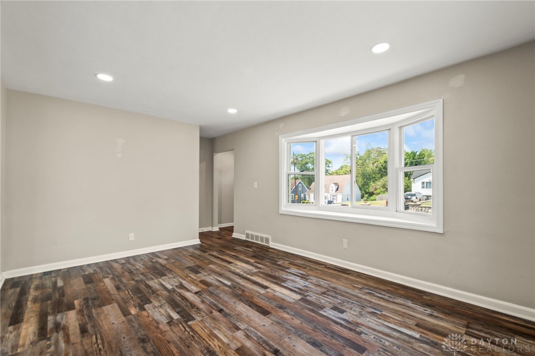 101 Burton Road Middletown, OH 45044 - Photo 8 of 29 Gallery Image 8
