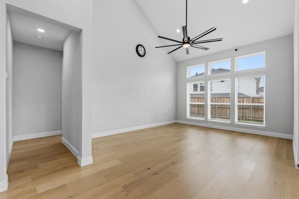 10588 Born Free Road Frisco, TX 75035 - Photo 20 of 37