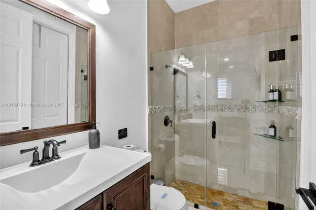 $1,370,000 | 6403 Southwest 162nd Path, Miami, FL 33193