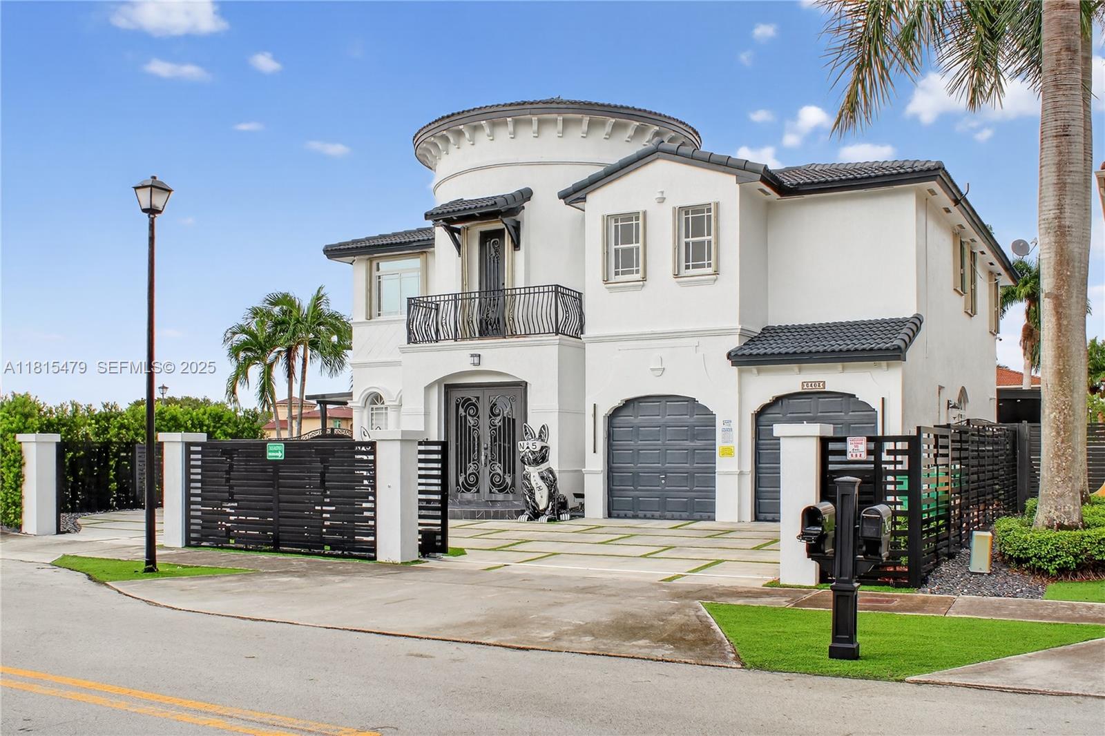 6403 Southwest 162nd Path Miami, FL 33193 - Photo 4 of 49 Gallery Image 4