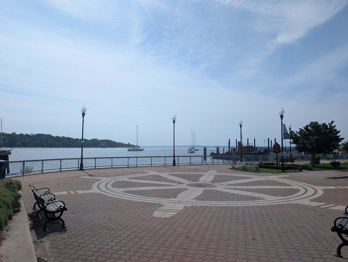 368 Rector Street, Unit 419 Perth Amboy, NJ 08861 - Photo 23 of 24 PXL_20260801_143421348.MP~2.jpg