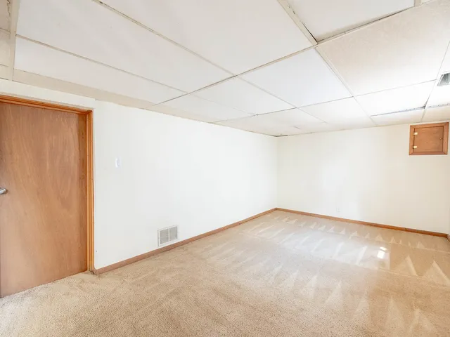 a view of empty room