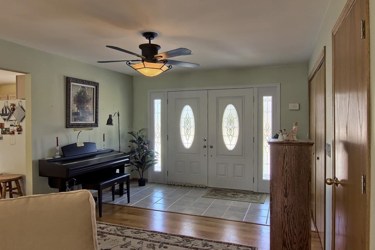 12683 Homestead Road Beulah, MI 49617 - Photo 9 of 37 1796115-8.JPG