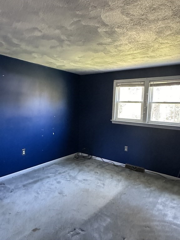 2 Monticello Circle Billerica, MA 01821 - Photo 13 of 19 an empty room with windows