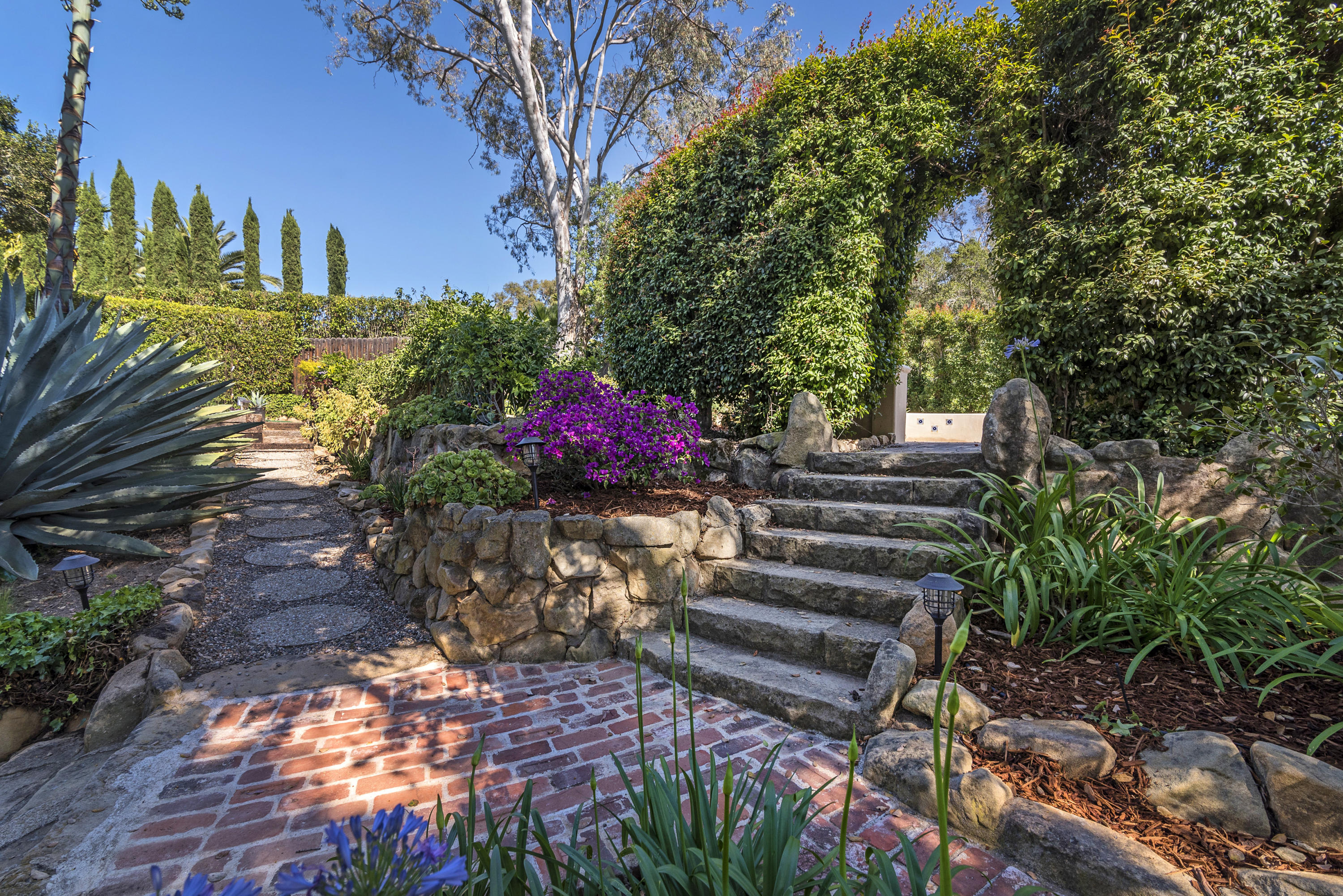 2245 Las Tunas Road Santa Barbara, CA 93103 - Photo 16 of 20 LT16
