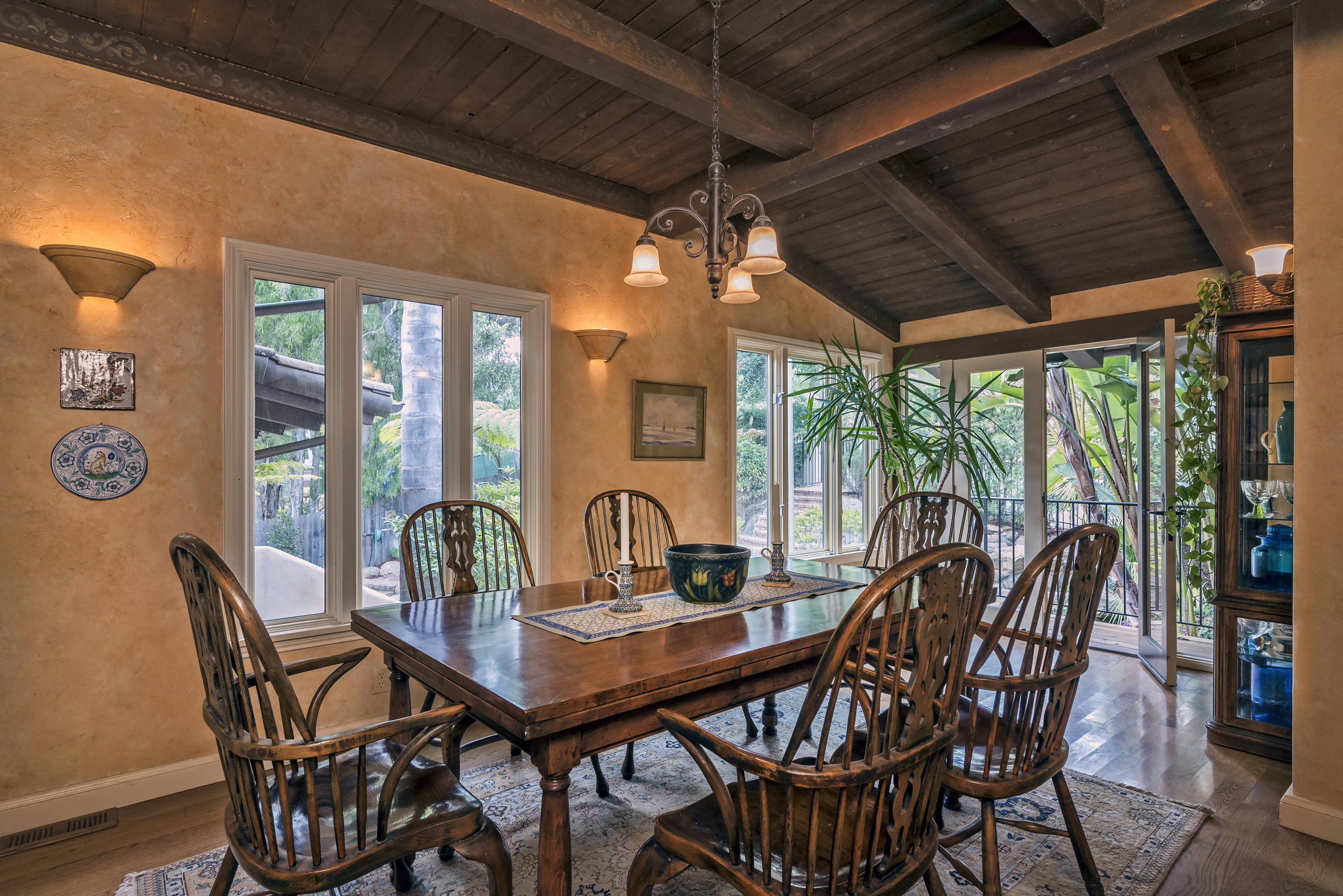 2245 Las Tunas Road Santa Barbara, CA 93103 - Photo 6 of 20 LT5